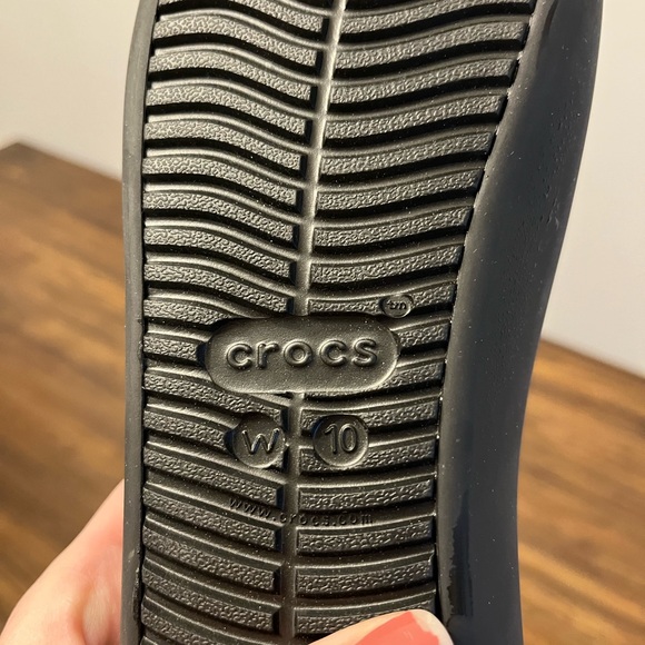 Crocs Black Brooklyn Flat size 10 - Picture 6 of 8